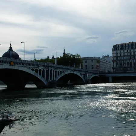 Jolie A Louer - Vue Imprenable