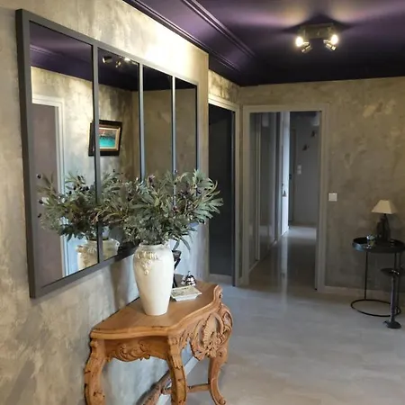 Jolie à Louer - Vue Imprenable Maison d'hôtes Lyon