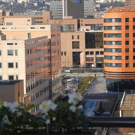 Jolie A Louer - Vue Imprenable 4*